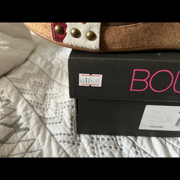 Corky Wedge - Picture 2 of 7